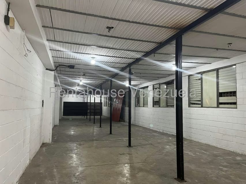 Comercial (Local Comercial) en Alquiler en Zona Industrial San Vicente, Aragua - 21