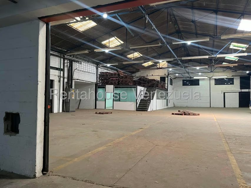 Comercial (Local Comercial) en Alquiler en Zona Industrial San Vicente, Aragua - 23