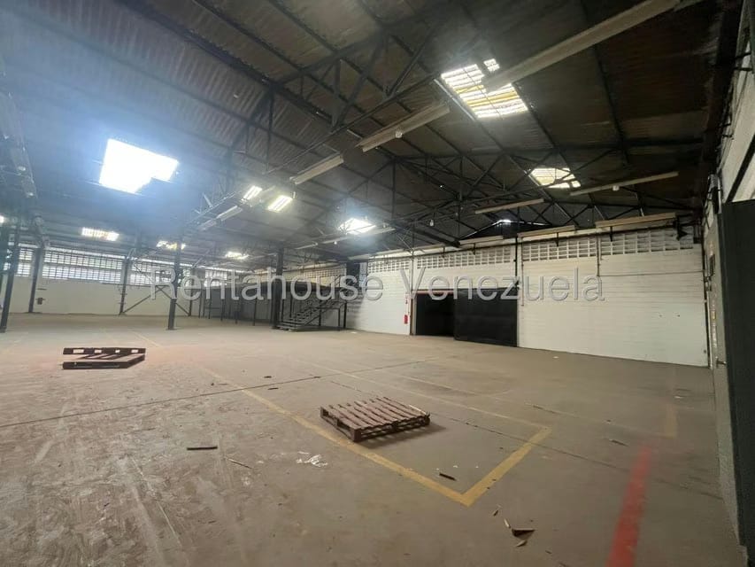 Comercial (Local Comercial) en Alquiler en Zona Industrial San Vicente, Aragua - 5