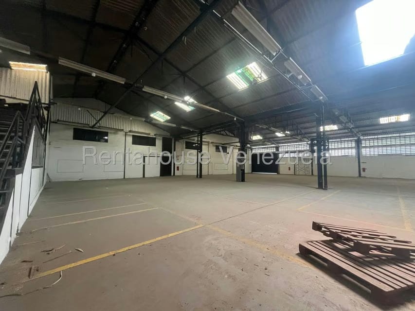 Comercial (Local Comercial) en Alquiler en Zona Industrial San Vicente, Aragua - 9