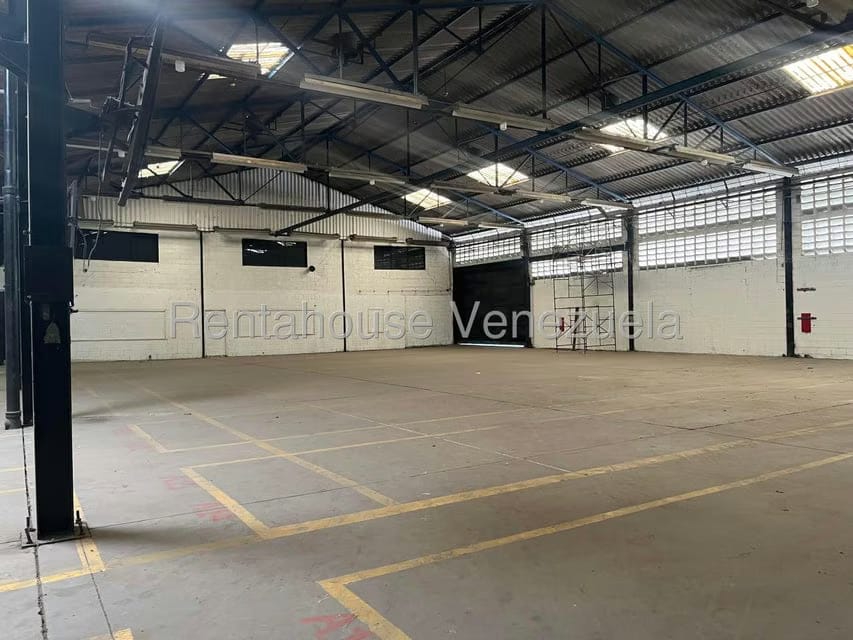 Comercial (Local Comercial) en Alquiler en Zona Industrial San Vicente, Aragua - 10