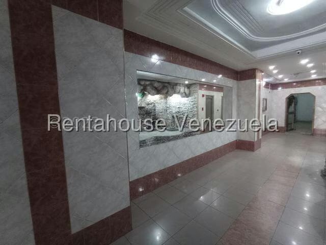 Apartamento (1 Nivel) en Venta en Zona Centro, Aragua - 32