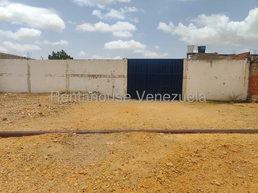 Comercial (Galpon - Deposito) en Alquiler en Ali Primera, Falcon