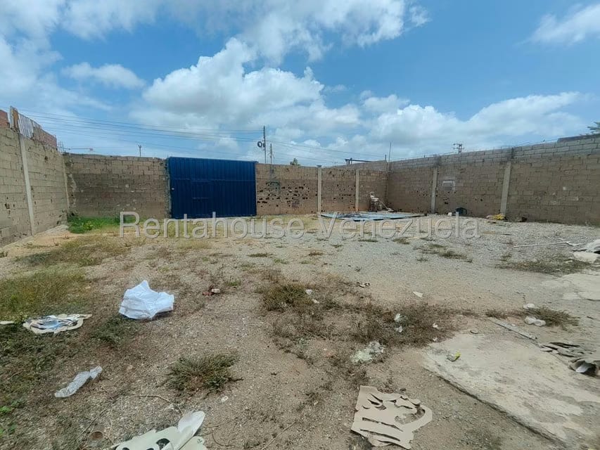 Comercial (Galpon - Deposito) en Alquiler en Ali Primera, Falcon - 16