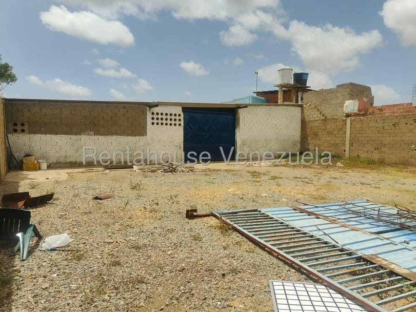 Comercial (Galpon - Deposito) en Alquiler en Ali Primera, Falcon - 6