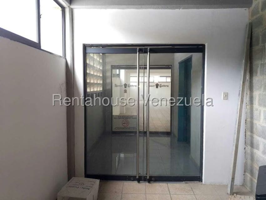 Comercial (Local Comercial) en Venta en Las Salias, Miranda - 3