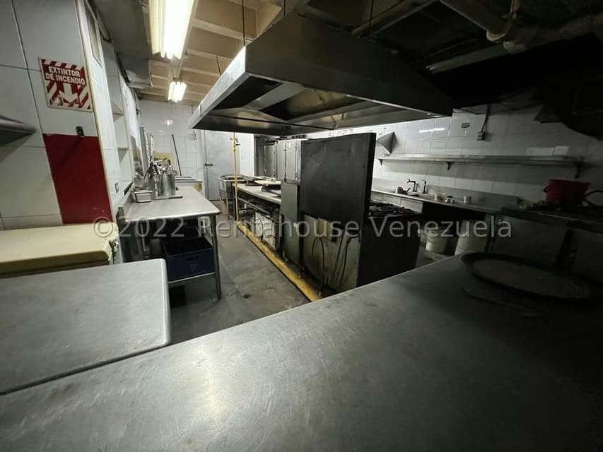 Comercial (Local Comercial) en Venta en Los Palos Grandes, Distrito Metropolitano - 11