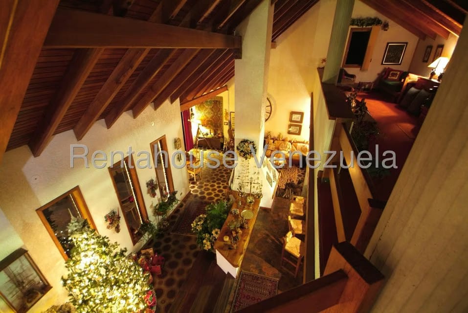 Casa (Multipes Niveles) en Venta en La Colonia Tovar, Aragua - 12