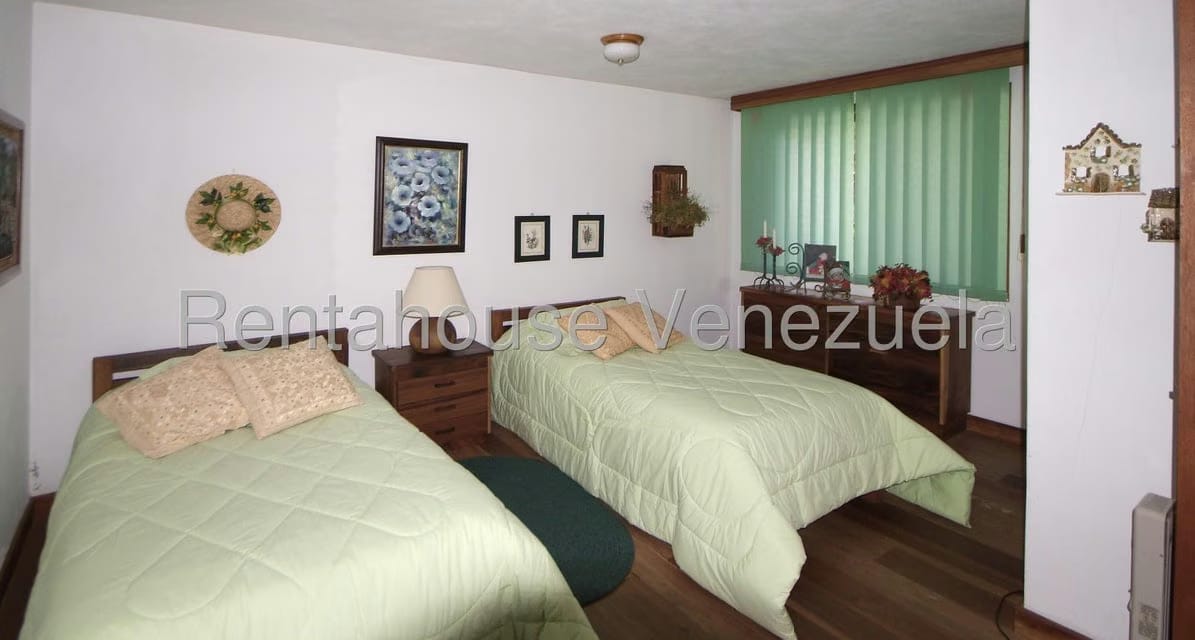 Casa (Multipes Niveles) en Venta en La Colonia Tovar, Aragua - 13