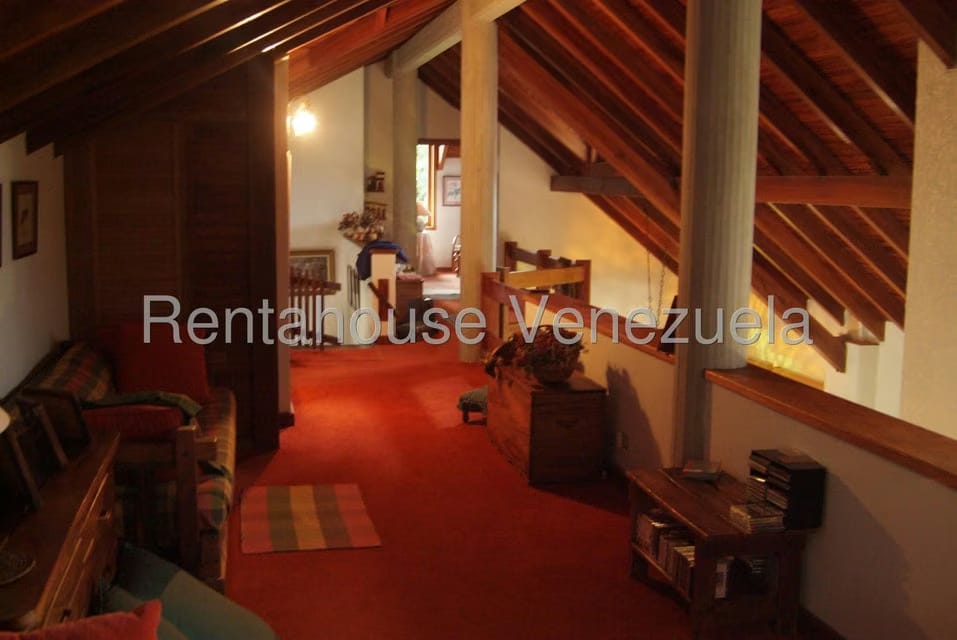 Casa (Multipes Niveles) en Venta en La Colonia Tovar, Aragua - 10