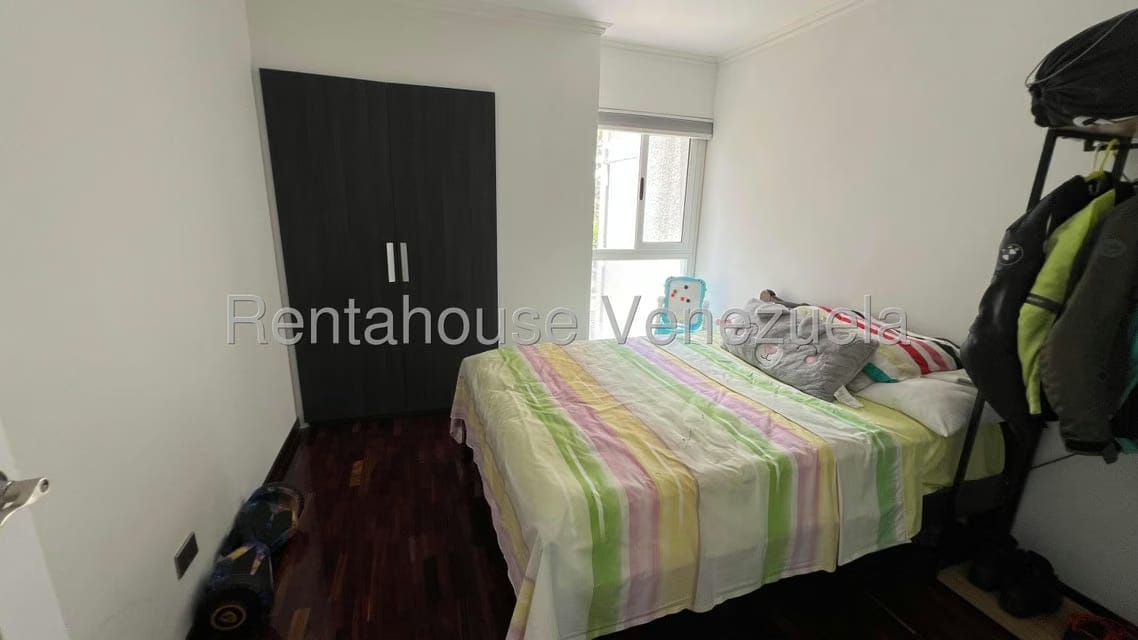 Apartamento (1 Nivel) en Venta en Lomas de Prados del Este, Distrito Metropolitano - 16
