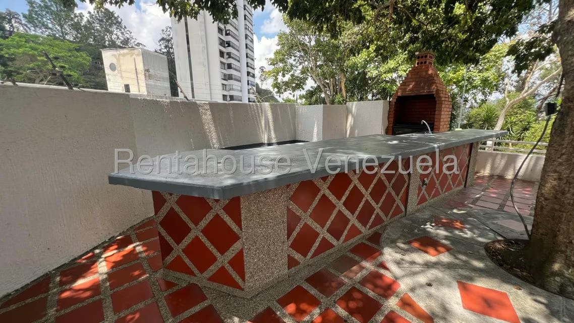 Apartamento (1 Nivel) en Venta en Lomas de Prados del Este, Distrito Metropolitano - 25