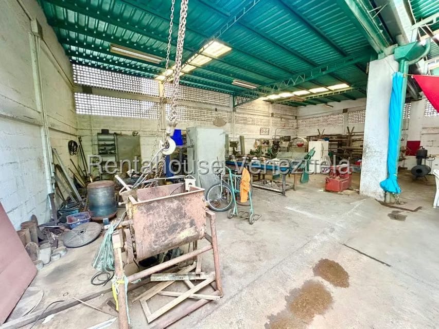 Comercial (Galpon - Deposito) en Venta en Centro, Lara - 10