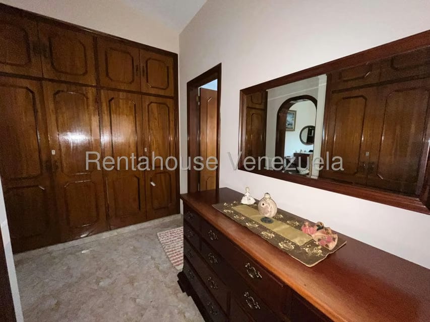 Casa (Duplex) en Venta en Valles de Camoruco, Carabobo - 14