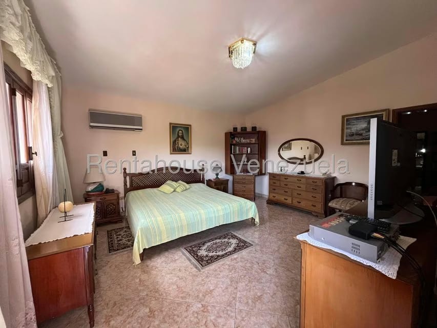 Casa (Duplex) en Venta en Valles de Camoruco, Carabobo - 17