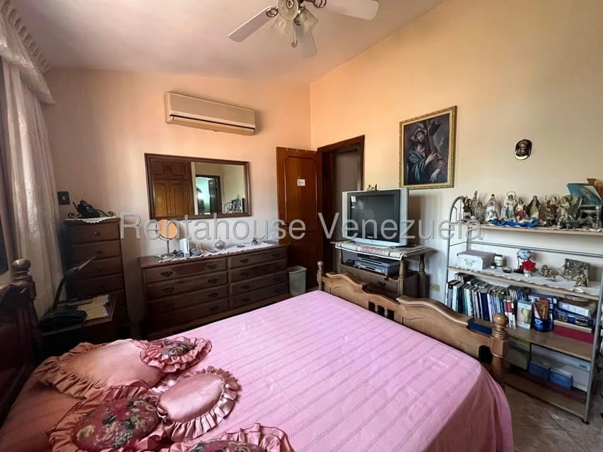 Casa (Duplex) en Venta en Valles de Camoruco, Carabobo - 27