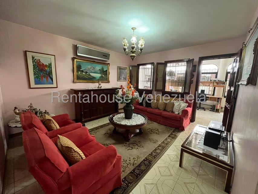 Casa (Duplex) en Venta en Valles de Camoruco, Carabobo - 9