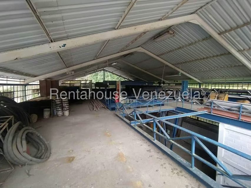 Comercial (Galpon - Deposito) en Venta en Parcelamiento Cortada del guayabo, Miranda - 12