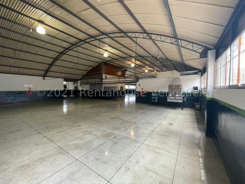 Comercial (Galpon - Deposito) en Venta en El Llanito, Distrito Metropolitano - 2