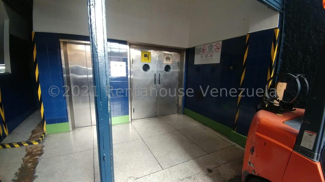 Comercial (Galpon - Deposito) en Venta en El Llanito, Distrito Metropolitano - 28