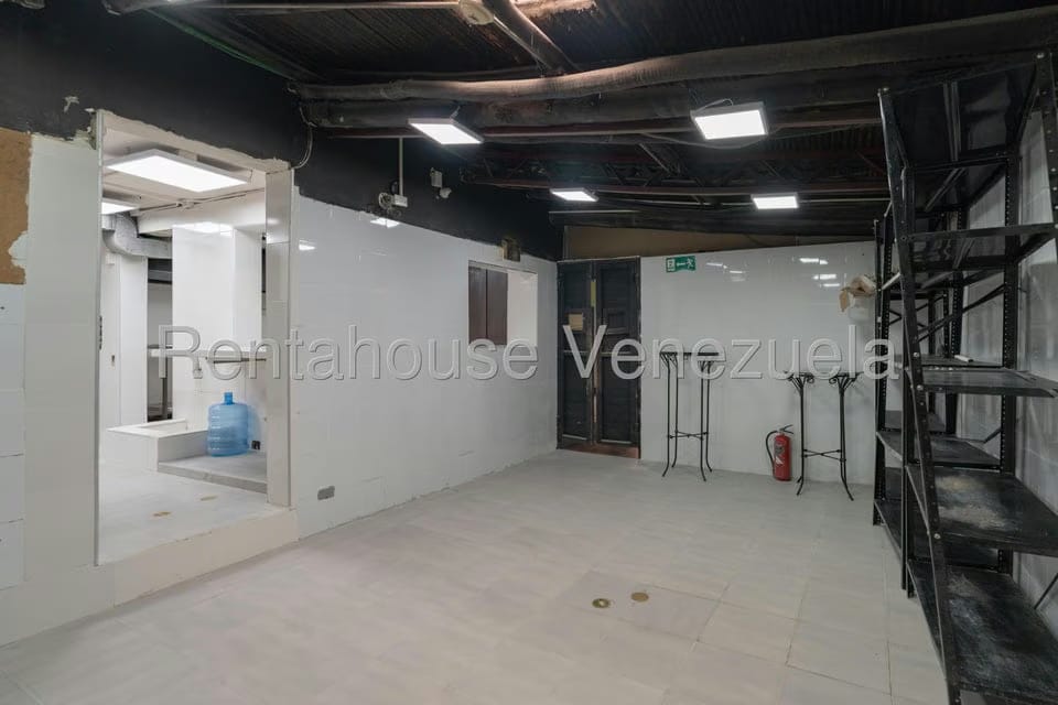 Comercial (Local Comercial) en Alquiler en El Hatillo, Distrito Metropolitano - 22
