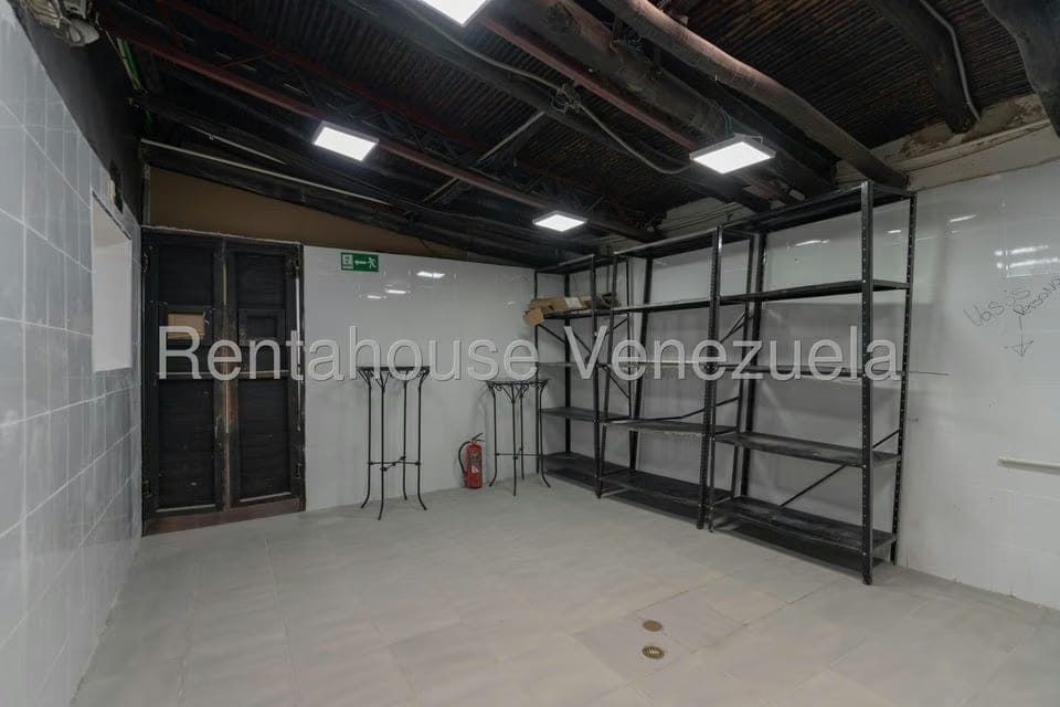 Comercial (Local Comercial) en Alquiler en El Hatillo, Distrito Metropolitano - 23