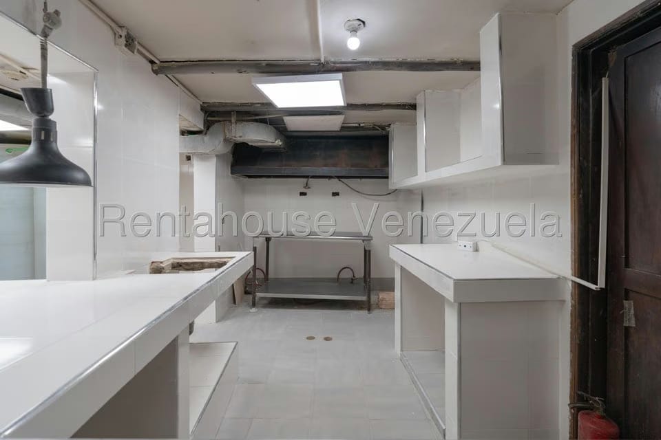 Comercial (Local Comercial) en Alquiler en El Hatillo, Distrito Metropolitano - 27