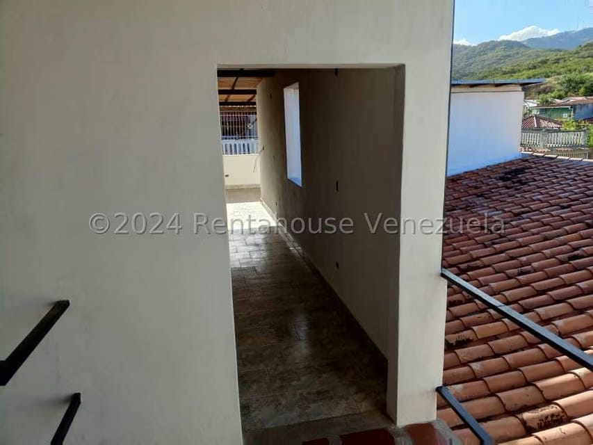 Casa (Duplex) en Venta en Betania, Miranda - 13