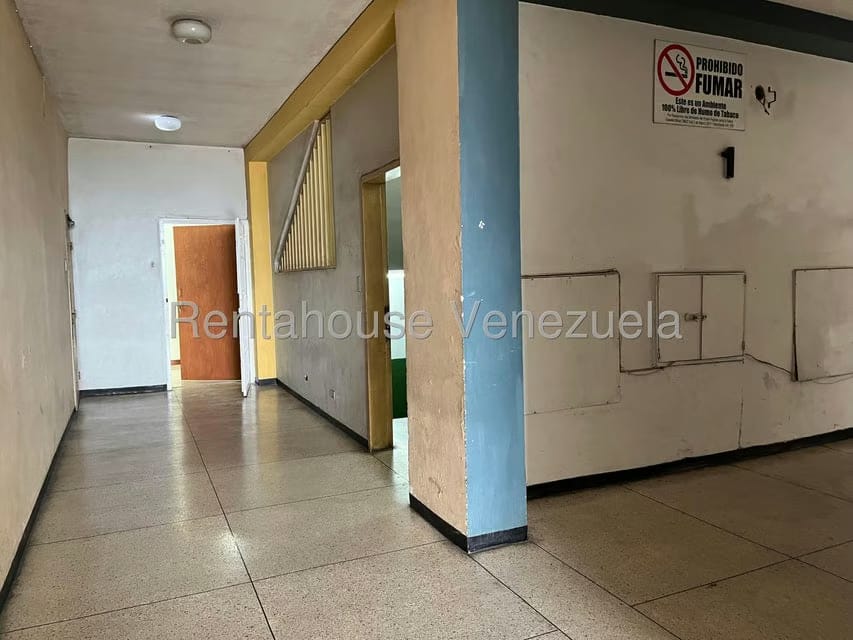 Comercial (Oficina) en Venta en Avenida Bolivar, Aragua - 18