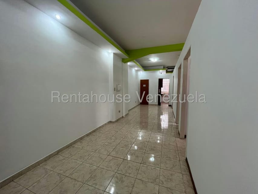 Comercial (Oficina) en Venta en Avenida Bolivar, Aragua - 7