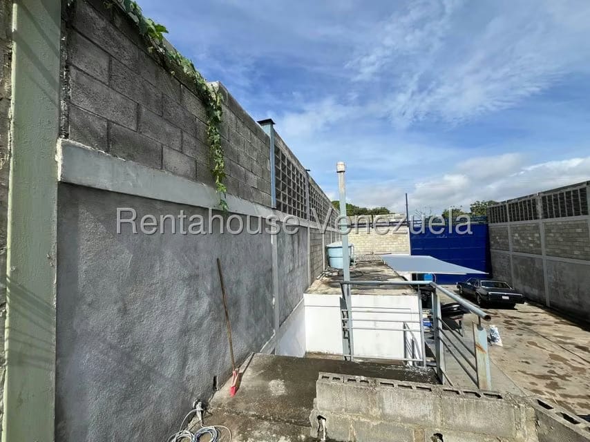Comercial (Local Comercial) en Venta en Zona Oeste, Lara - 21