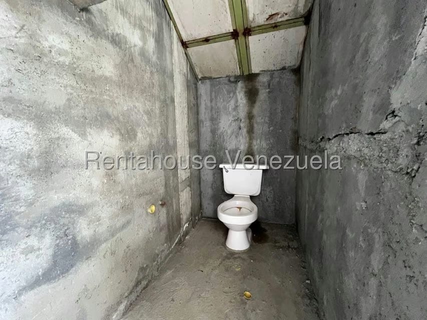 Comercial (Local Comercial) en Venta en Zona Oeste, Lara - 23