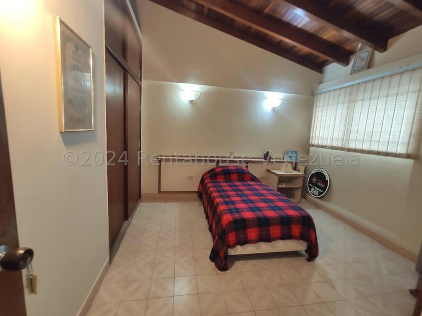Casa (Multipes Niveles) en Venta en Los Palos Grandes, Distrito Metropolitano - 16