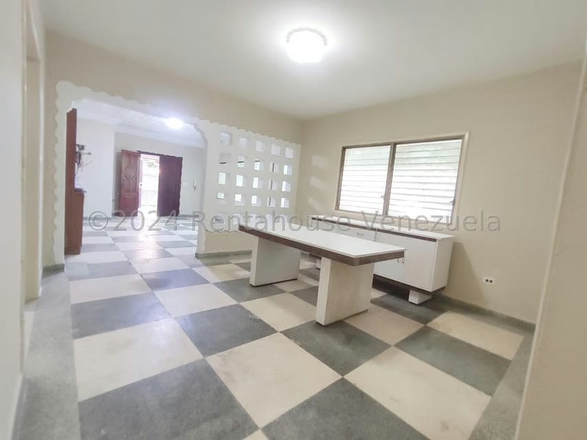 Casa (Multipes Niveles) en Venta en Los Palos Grandes, Distrito Metropolitano - 18