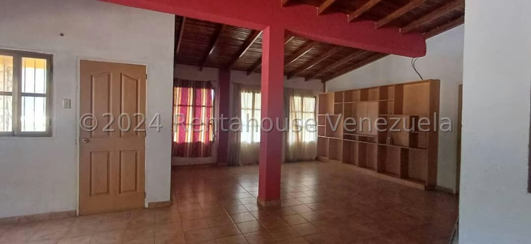 Casa (Multipes Niveles) en Venta en Araira, Miranda - 33