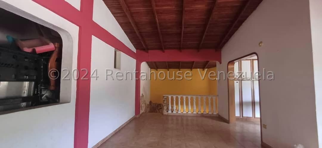 Casa (Multipes Niveles) en Venta en Araira, Miranda - 34