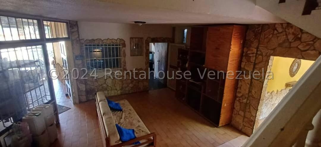 Casa (Multipes Niveles) en Venta en Araira, Miranda - 8