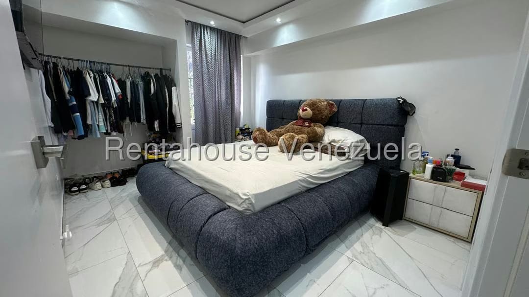 Apartamento (1 Nivel) en Venta en El Paraiso, Distrito Metropolitano - 17
