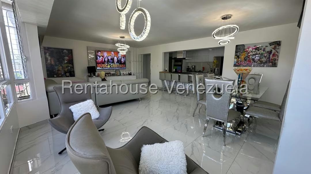 Apartamento (1 Nivel) en Venta en El Paraiso, Distrito Metropolitano - 3