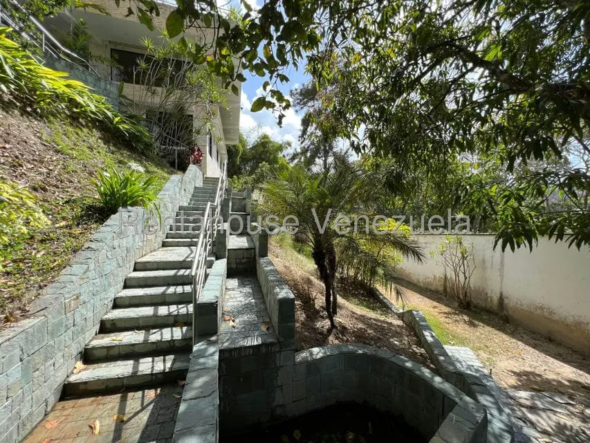 Casa (Multipes Niveles) en Venta en Macaracuay, Distrito Metropolitano - 101