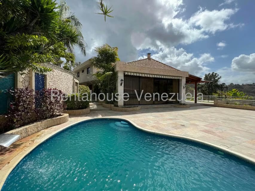 Casa (Multipes Niveles) en Venta en Macaracuay, Distrito Metropolitano - 13