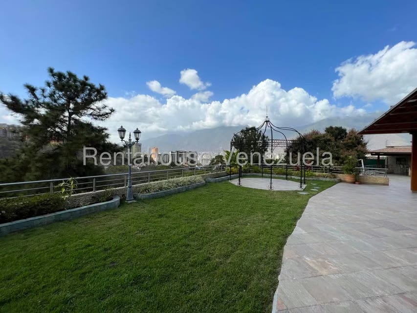 Casa (Multipes Niveles) en Venta en Macaracuay, Distrito Metropolitano - 20