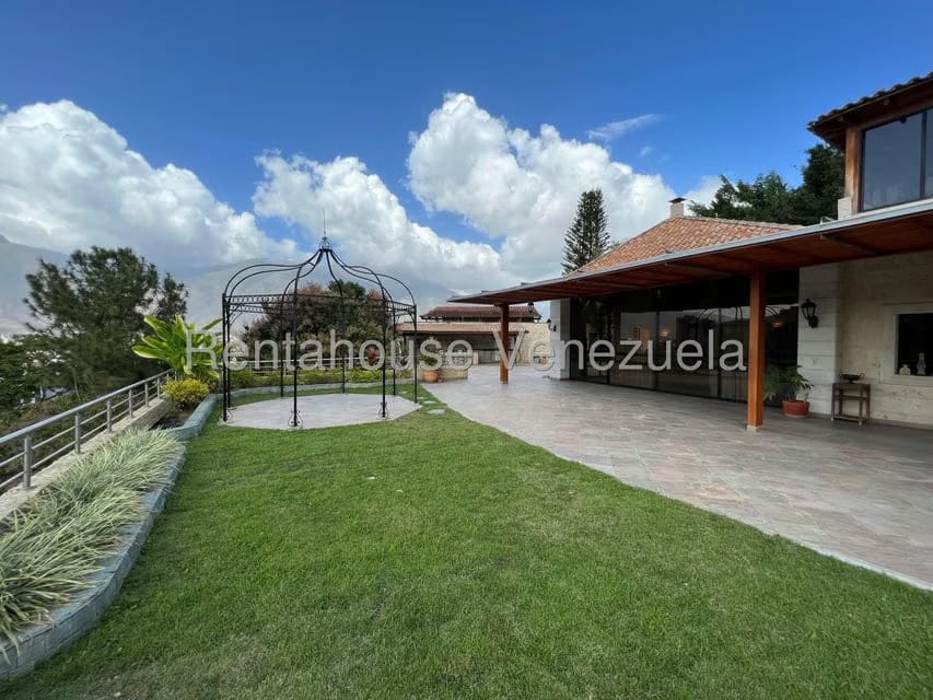 Casa (Multipes Niveles) en Venta en Macaracuay, Distrito Metropolitano - 23