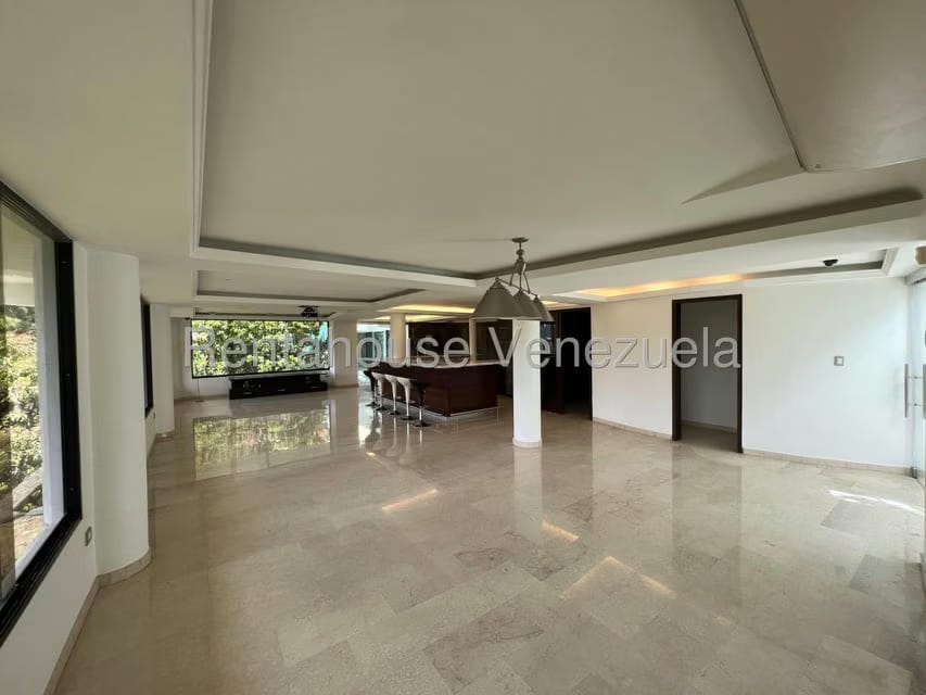 Casa (Multipes Niveles) en Venta en Macaracuay, Distrito Metropolitano - 41