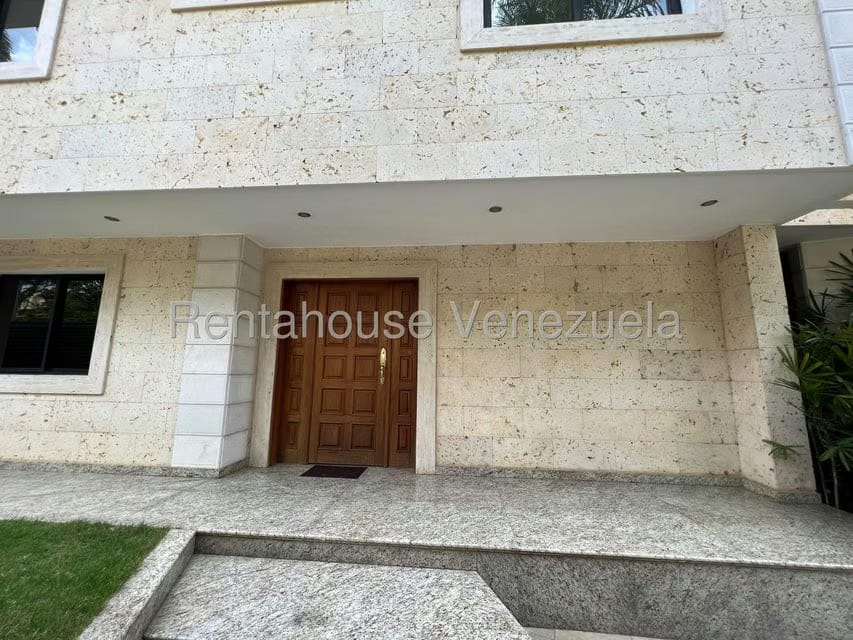 Casa (Multipes Niveles) en Venta en Macaracuay, Distrito Metropolitano - 45