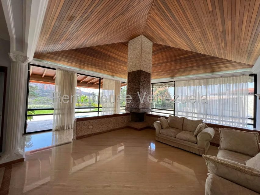 Casa (Multipes Niveles) en Venta en Macaracuay, Distrito Metropolitano - 49