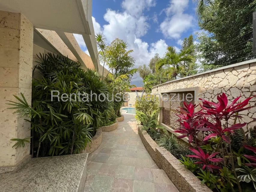 Casa (Multipes Niveles) en Venta en Macaracuay, Distrito Metropolitano - 6