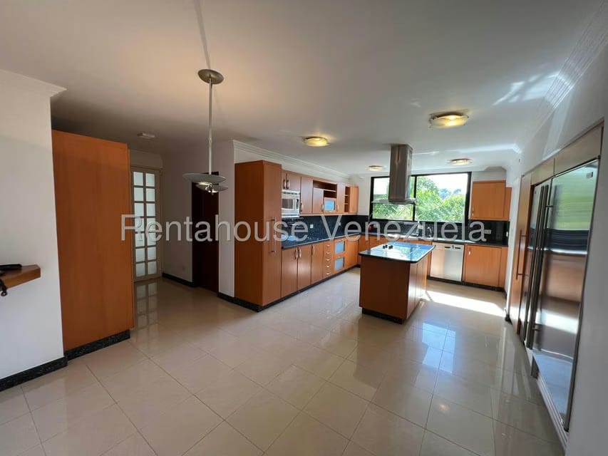 Casa (Multipes Niveles) en Venta en Macaracuay, Distrito Metropolitano - 59