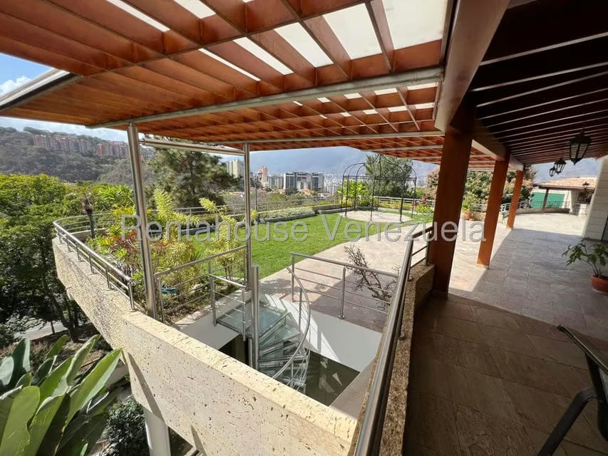 Casa (Multipes Niveles) en Venta en Macaracuay, Distrito Metropolitano - 65