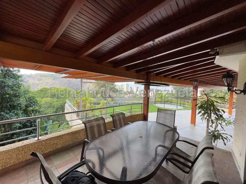 Casa (Multipes Niveles) en Venta en Macaracuay, Distrito Metropolitano - 66